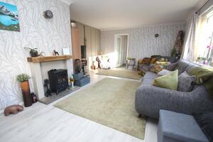 Picture #4 of Property #1784443641 in Central Avenue, Corfe Mullen, Wimborne BH21 3JD