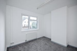 Picture #5 of Property #1791970041 in Arne Avenue, Poole BH12 4DP