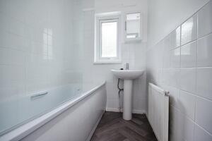 Picture #8 of Property #1791970041 in Arne Avenue, Poole BH12 4DP