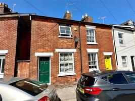 Picture #0 of Property #1794650931 in Hightown Road, Ringwood BH24 1NQ