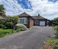 Picture #0 of Property #1794772131 in Ridgefield Gardens, Highcliffe BH23 4QG