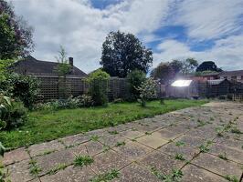 Picture #20 of Property #1794772131 in Ridgefield Gardens, Highcliffe BH23 4QG
