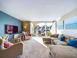 Picture #1 of Property #1796872641 in Priory Quay, Quay Road, Christchurch BH23 1DR