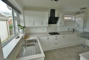Picture #12 of Property #1803923541 in Merley Ways, Wimborne BH21 1QW