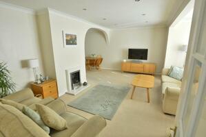 Picture #7 of Property #1803923541 in Merley Ways, Wimborne BH21 1QW