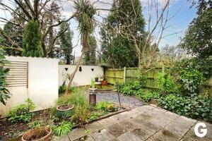 Picture #16 of Property #1804318641 in Hightown Road, Ringwood BH24 1NP