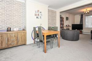 Picture #6 of Property #1806458541 in Victoria Road, Parkstone, Poole BH12 3AF