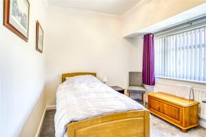 Picture #15 of Property #1808546541 in Blake Hill Crescent, Lower Parkstone, Poole BH14 8QW