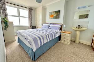 Picture #14 of Property #1811153241 in The Parade, Swanage BH19 1DA