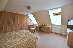Picture #20 of Property #1813215441 in Park Homer Road, Colehill, Wimborne BH21 2SP
