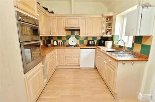 Picture #2 of Property #1815355641 in Dewlands Common, Verwood BH31 6JL
