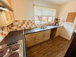 Picture #1 of Property #1815757641 in 31A Alton Road, Bournemouth BH10 4AB