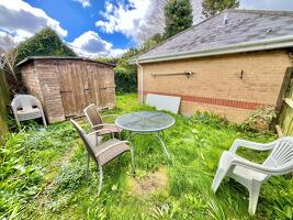 Picture #9 of Property #1815757641 in 31A Alton Road, Bournemouth BH10 4AB