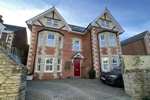 Picture #0 of Property #1817033541 in Locarno Road, Swanage BH19 1HY