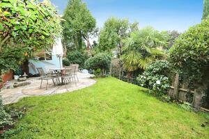 Picture #1 of Property #1827636441 in Gordon Road, BRANKSOME, Poole BH12 1EB
