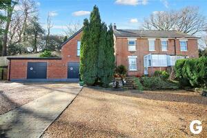 Picture #0 of Property #1837946541 in Hurn Road, Ringwood BH24 2AF