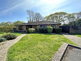 Picture #0 of Property #1838388231 in Becton Mead, Barton on Sea, New Milton BH25 7DL