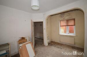 Picture #2 of Property #1839468441 in Portland Road, Bournemouth BH9 1NF