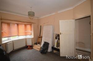 Picture #8 of Property #1839468441 in Portland Road, Bournemouth BH9 1NF