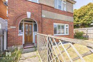 Picture #0 of Property #1842551931 in Beaufort Road, Southbourne BH6 5AR