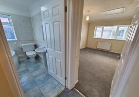 Picture #11 of Property #1843955541 in Barnsfield Crescent, Totton SO40 8BW