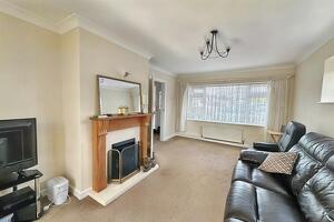Picture #1 of Property #1845346641 in Verwood BH31 6EU
