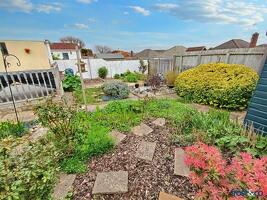 Picture #13 of Property #1850986641 in Venning Avenue, Bear Wood, Bournemouth BH11 9QG