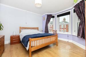 Picture #4 of Property #1853949441 in Markham Road, Bournemouth BH9 1HY