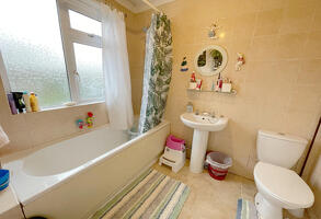 Picture #13 of Property #1858077441 in Wimborne Road, Bournemouth BH11 9AS