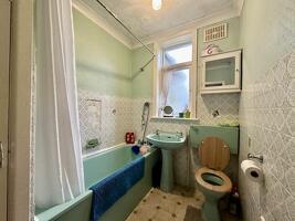 Picture #7 of Property #1858924641 in Ringwood Road, Parkstone, Poole BH12 4LZ