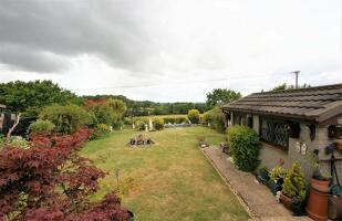 Picture #3 of Property #1858937631 in Brook Lane, Corfe Mullen, Wimborne BH21 3RD