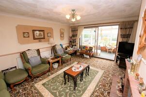 Picture #6 of Property #1858937631 in Brook Lane, Corfe Mullen, Wimborne BH21 3RD