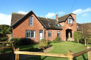 Picture #3 of Property #1862889141 in Stable Cottages, Ossemsley BH23 7EE