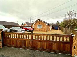 Picture #0 of Property #1863020541 in Acacia Avenue, Verwood BH31 6XF
