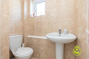 Picture #7 of Property #1865601741 in South Western Crescent, Poole BH14 8RR