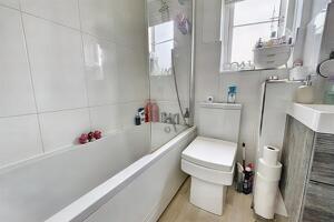 Picture #13 of Property #1867774641 in Castledean BH7 7HZ