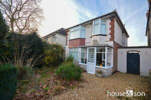 Picture #0 of Property #1868894241 in Cox Avenue, Bournemouth BH9 3LY