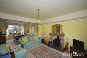 Picture #1 of Property #1868894241 in Cox Avenue, Bournemouth BH9 3LY