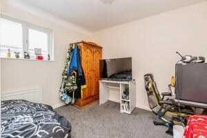 Picture #11 of Property #1869084441 in Hawthorne Road, Totton, Southampton SO40 3HH