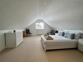 Picture #2 of Property #1870773441 in Lingwood Avenue, Mudeford, Christchurch BH23 3JS