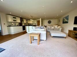 Picture #4 of Property #1870773441 in Lingwood Avenue, Mudeford, Christchurch BH23 3JS