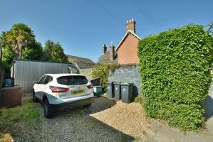 Picture #24 of Property #1871111541 in Leigh Road, Wimborne BH21 2AE