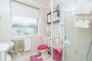 Picture #7 of Property #1872763641 in Lackford Avenue, Totton, Southampton SO40 9BQ