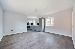 Picture #11 of Property #1872969441 in Forest View, Ringwood Road, Woodlands SO40 7HT