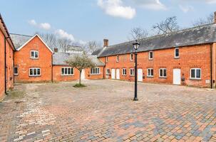 Picture #7 of Property #1872969441 in Forest View, Ringwood Road, Woodlands SO40 7HT