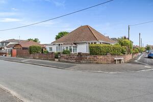 Picture #0 of Property #1876893531 in Westfield Road, Totton, Southampton SO40 3JP