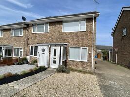 Picture #0 of Property #1879688241 in *NO CHAIN*Inglesham Way, Hamworthy, Poole BH15 4PP