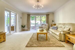 Picture #5 of Property #188358568 in Canford Cliffs Avenue, Poole BH14 9QN
