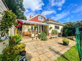 Picture #9 of Property #1883932641 in The Orchard, Bransgore, Christchurch BH23 8JG
