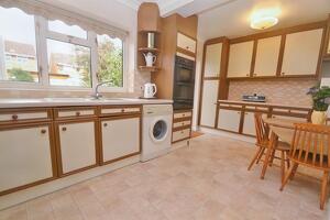 Picture #5 of Property #1887516831 in Hamworthy BH15 4PH